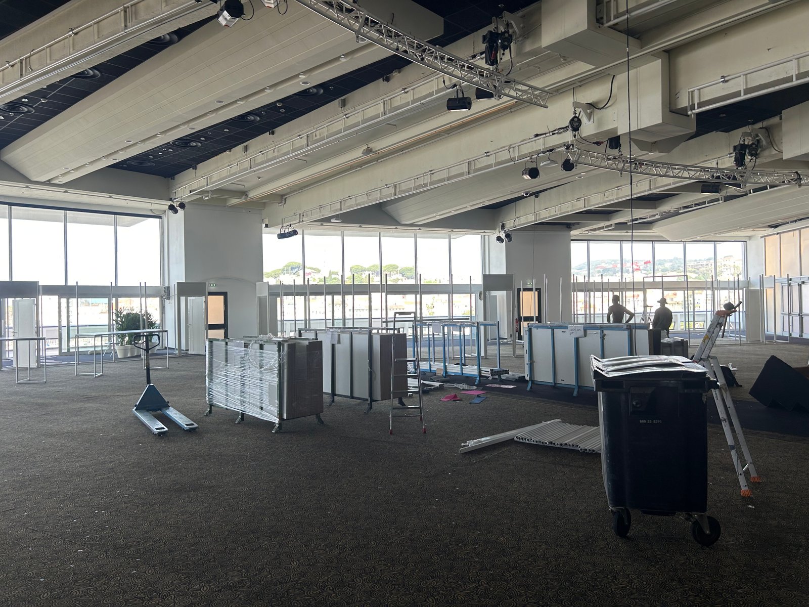 Area before opening to the public (setup phase)